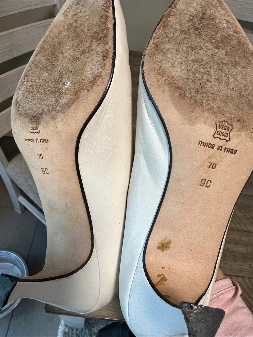 Via Spiga Ivory Pointed-Toe Leather Pumps - Picture 4 of 4